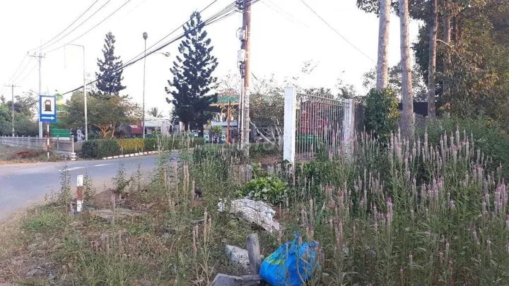 Bán đất  có nhà Mt quốc Lô 22 .giá tốt. Xã Phước Hiệp
