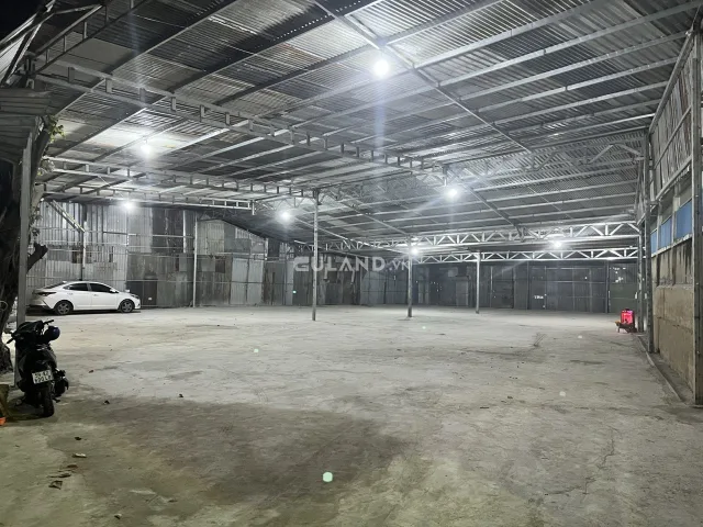 cho thuê kho mặt tiền đường song hành