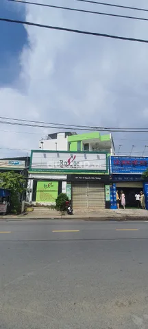 Cho thuê nhà mặt tiền đường mã lò