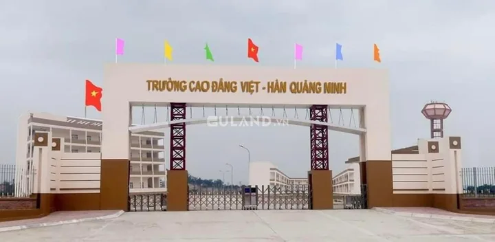 Ô Góc Vườn Hoa - Bắc Sông Trới