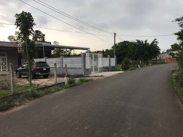 Bán  nhà  Mt nhựa  Xã Hòa Hiệp,  tỉnh lộ 329 giá ngợp