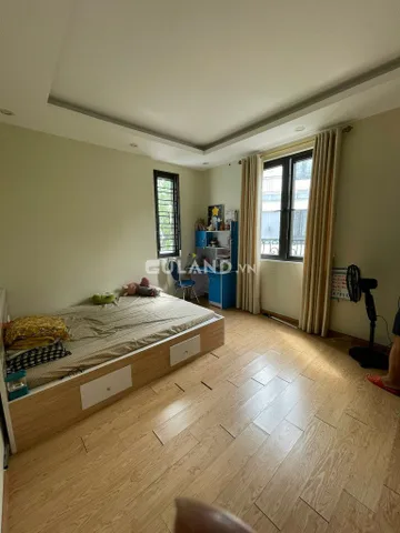 BÁ.N GẤP NHÀ 3,5 TẦNG TRUNG TÂM CAO XANH,GẦN CHỢ SATO,HẠ LONG,QUẢNG NINH