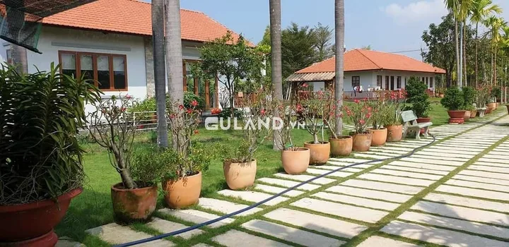 Bán Viilas 2mt nhà vườn  xã Trung An
Có 300m thổ cư