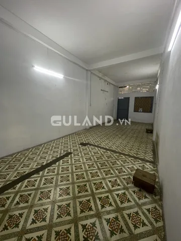 cho thuê nhà mặt tiền đường lạc long quân