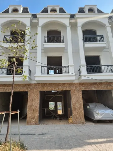 Bán Nhà Mặt Phố Sau Lưng Trường Tiểu Học Phú Chánh