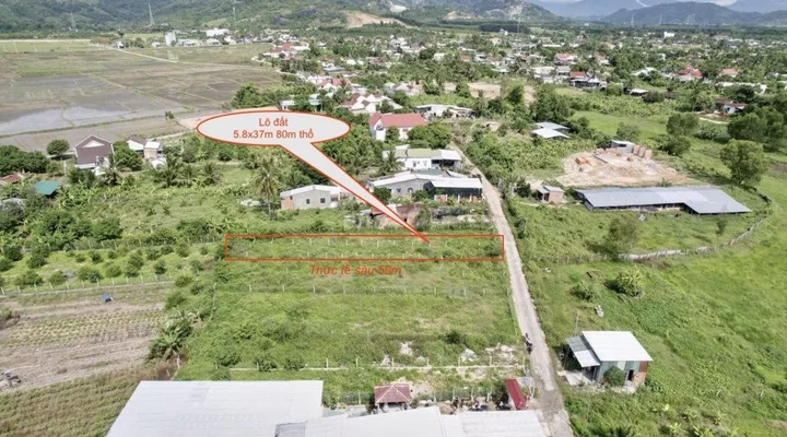 Lô đất mặt tiền đường nhựa, quy hoạch rộng 20m