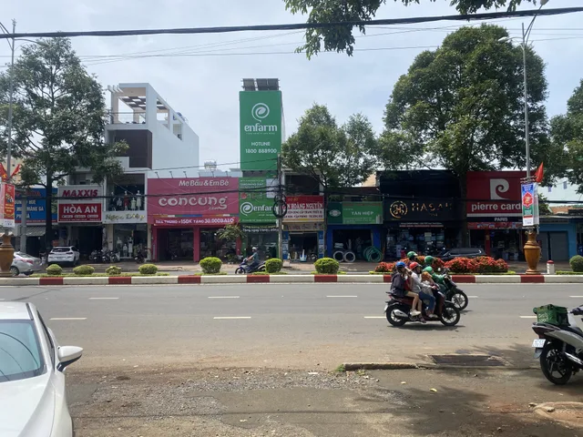 Bán nhà 200m² ngang 5m giá 17 tỷ tại Phường Tân Lập Thành phố Buôn Ma Thuột