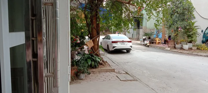 bán căn nhà 2 tầng 1 tum, gần 52m2 , tái định cư Cầu Bính. giá chỉ 3,38 tỷ.