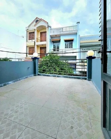 Bán nhà hẻm Huỳnh Tấn Phát,Nhà bè, 41.6m2, giá 3tỷ35 , 1 trệt 2 lầu,4PN,3WC. Liên hệ: 0559371035 Bảo Ngọc