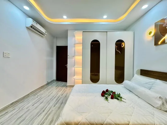 Bán gấp nhà Bùi Quang Là, Gò Vấp, 40m2, Giá 3tỷ7  còn thương lượng,2PN,3WC, 1 trệt 2 lầu  sân thượng. Liên Hệ: 0559371035 Bảo Ngọc