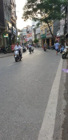 Bán nhà mặt phố Tam Khương (Đống Đa)21/28m, 5 tầng, mt 6m, giá 11.2 tỷ