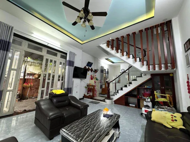 🔥 Giảm 100tr! Nhà 3 tầng Đ.6m 158m², Lô góc – sát chợ HM
